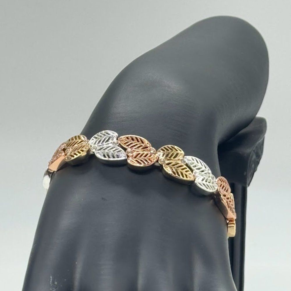Northcrest Tri-color Leaf Motif Stretch Bracelet